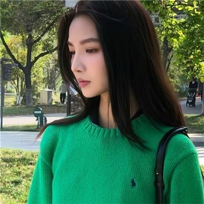 为黛茜小姐开车